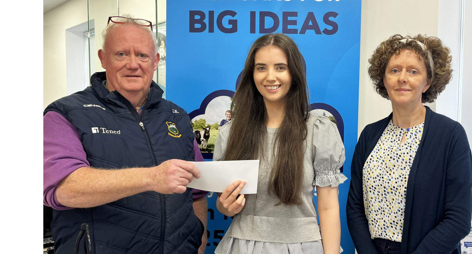 to R  Conor English, Chairperson Cahir CU, Maeve O’ Donnell, Bursary Draw winner & Lillian Quilty, Cahir Credit Union.
