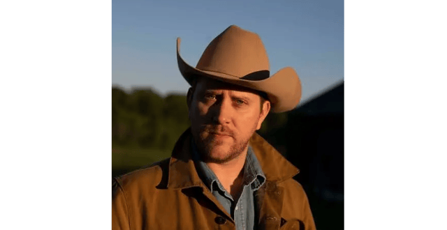 Canadian singer/songwriter Zachary Lucky