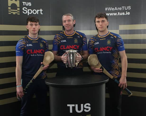Niall Cahill (centre) ahead of the final.