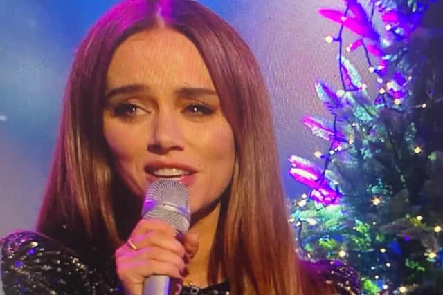 Una and Nathan both joined host Patrick Kielty for a chat about their Christmas plans, with Una recalling one "disaster" that threw her family's dinner up in the air.