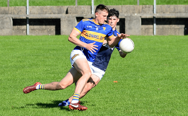 Kilsheelan/Kilcash's Mark Kehoe in full flight tracked by Darragh Kelly (Eire Og Annacarty) in today's SFC game at New Inn. Pic: Michael Boland