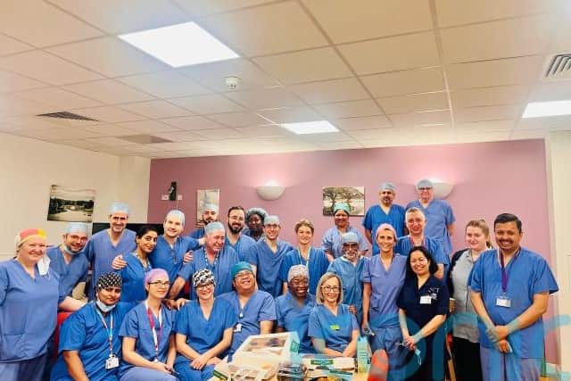 Before surgery, both sisters underwent extensive counselling and were reviewed by gynaecologists, transplant surgeons, obstetricians, psychologists, anaesthetists and pharmacists.