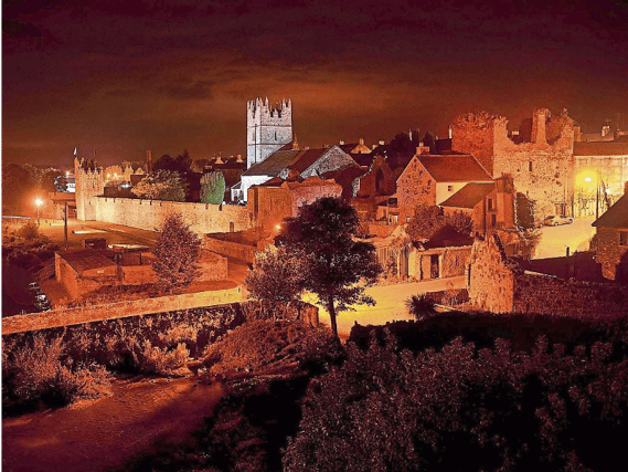 Fethard is a town which still retains a very substantial section of its fortifications and in recent times considerable work was carried out in conservation