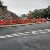 Work has begun (Tuesday morning) on removing the landmark Kickham Barracks Wall along Davis Road and Dillon Street, opposite Gaelcholáiste Chéitinn