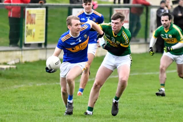 Their best player, captain Conor Sweeney, had stroked home a second-minute penalty when Liam Boland was fouled after Dan O'Meara had broken Liam Treacy's delivery. Three points from Sweeney (two from frees) and another from Greg Henry saw Tipp dominate the early proceedings.