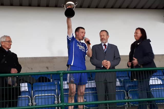 But, to their credit, Sarsfields didn't panic and a Seamie Doyle goal in the 21st minute leveled the game, before Matthew Kelly and Matthew Fogarty shoved The Blues back in front again. Tom Tierney added to the advantage but Liam Kelly had another score for the Galway men to leave just a point in it deep into injury time.