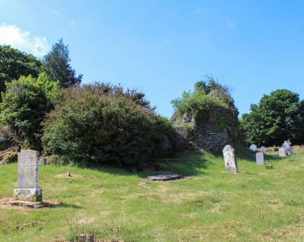 Glenkeen Church and Graveyard