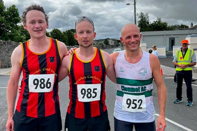 The first three home in the men’s County 10 Mile Road Championships in Fethard were Mossie Bracken (centre) of Moycarkey Coolcroo AC, Pawel Hoc of Clonmel AC (right) and Moycarkey Coolcroo AC’s Tom O’Dwyer
