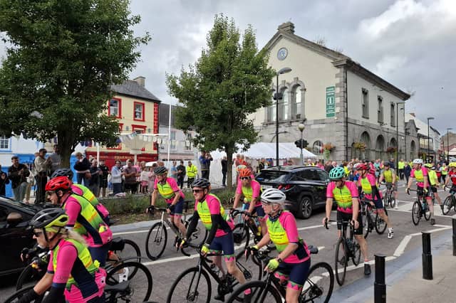 Crowds flood into Cashel during the Spin for Noreen