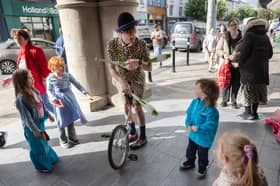 Cormac Mohally Juggler Extraordinaire entertaining the young audience during Applefest