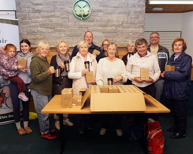 Cahir Tidy Towns Group launches their reusable cups 

