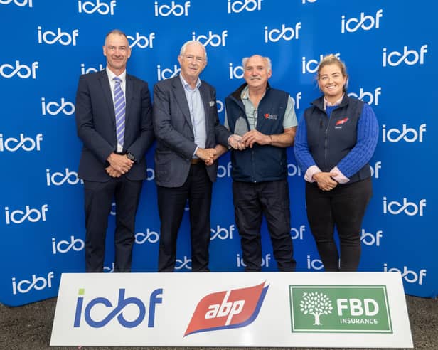 Sean Coughlan (ICBF), Michael Berkery (FBD Trust), Rory Dunne, Borrisokane (Dairy Farmer Finisher Winner) and Eleanor Cummins (ABP).
