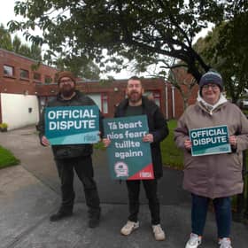 Forsa trade union members on strike picket outside Carrick-on-Suir Library on Wednesday (October 14)