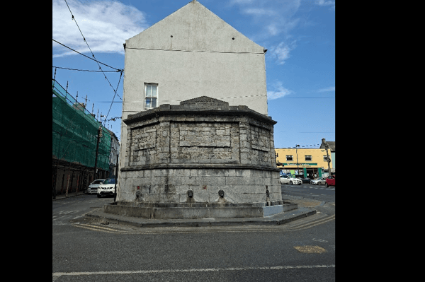 The Town Commissioners Fountain