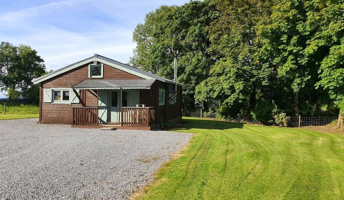 Want to get away from it all? Log cabin available to rent in Tipperary