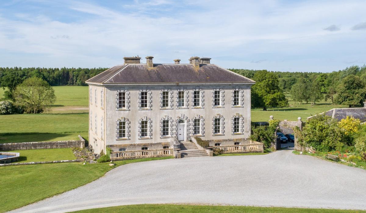 Tenbedroom country house in Tipperary boasting 300 acres on sale for €