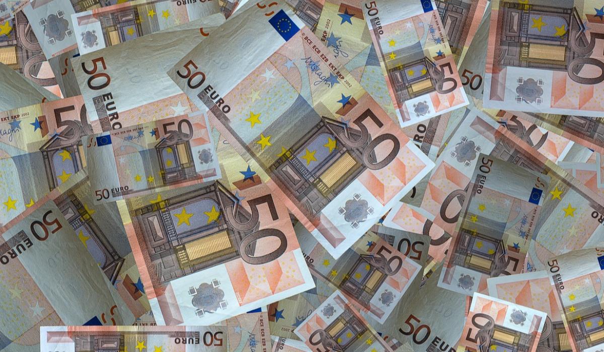 CHA CHING Tipperary man wins huge sum of money in local Ace of Hearts