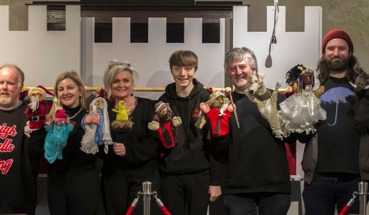 Local artists, writers and actors stage Christmas puppet show at Carrick-on-Suir castle