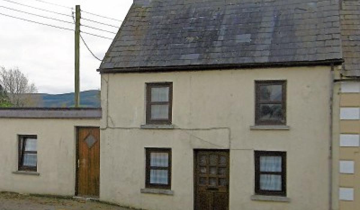 'Deceptively spacious' Tipperary terrace house up for auction this