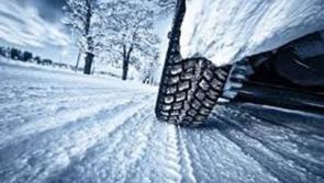 Deteriorating weather conditions in Tipperary lead to closures of businesses