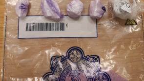 Gardai seize over €2,000 of suspected cocaine from house in Tipperary