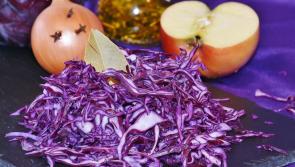 Gingergirl: Spiced red cabbage - a delicious side to any dish