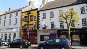 Centrally located prime retail pitch in Clonmel town centre, for sale/to let