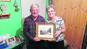 Photo moves from one native Templemore house to another!
