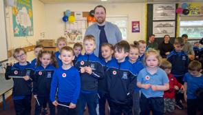 Tipperary's Gaelscoil Charraig na Siúire welcomed back past pupil RTÉ’s Aindriú de Paor