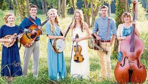 Clonmel Folk Club host the Petersens this Thursday night
