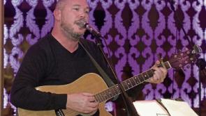 High Kings star returns to his Co. Tipperary hometown to perform at Day Care Centre fundraiser