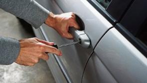 Gardaí investigate theft of wallet from car in Clonmel