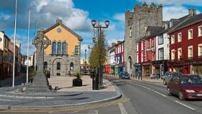 Call for improved signage at pedestrian crossings