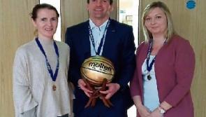 Presentation Ballingarry receives "Golden Ball" from Basketball Ireland