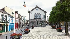 Cashel streets - 'Nuisance' steel covers to be fixed
