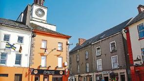 Carrick on Suir road closed after building collapse