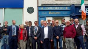 Plaque erected on Carrick-on-Suir's Main Street honours local War of Independence heroes 