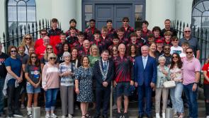 Visiting US high school soccer team accorded reception at Carrick-on-Suir Town Hall 