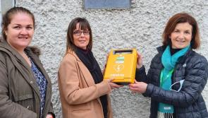 Defibrillator has been presented to national school in south Tipperary 