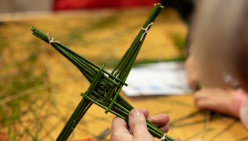 Find out how to make a St Brigid's Cross at Tipperary Town workshop