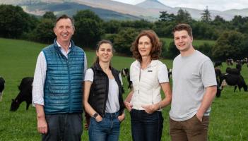 Tipperary family announce a 'milk quality farm walk' will take place on their farm this week