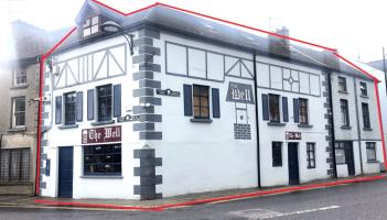 PROPERTY: Five-bedroom house and popular Nenagh Pub offered together for &euro;460,000