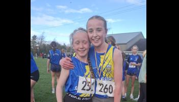 Tipperary sisters strike silver and gold at schools cross country championships