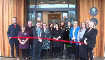 Over 20 jobs created at new Carrick-on-Suir pharmacy and caf&eacute;