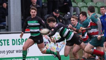 Clonmel heed their choir's rallying cry to stand up and fight!