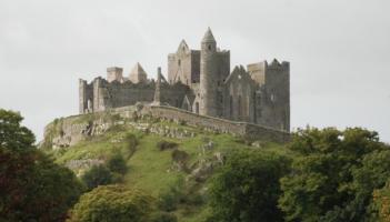REVEALED: Cashel Chamber of Commerce calls open meeting to boost town centre activity