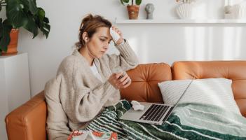 'Unpleasant' norovirus cases up over 50% this week as people urged to stay home with symptoms