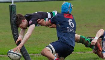 High-flying Clonmel score ten tries in the course of landslide win