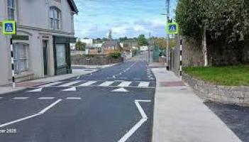 Council to write to larnr&oacute;d &Eacute;ireann requesting attendance at pedestrian footbridge