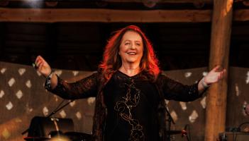 Irish jazz and blues icon to perform in local Tipperary town this month